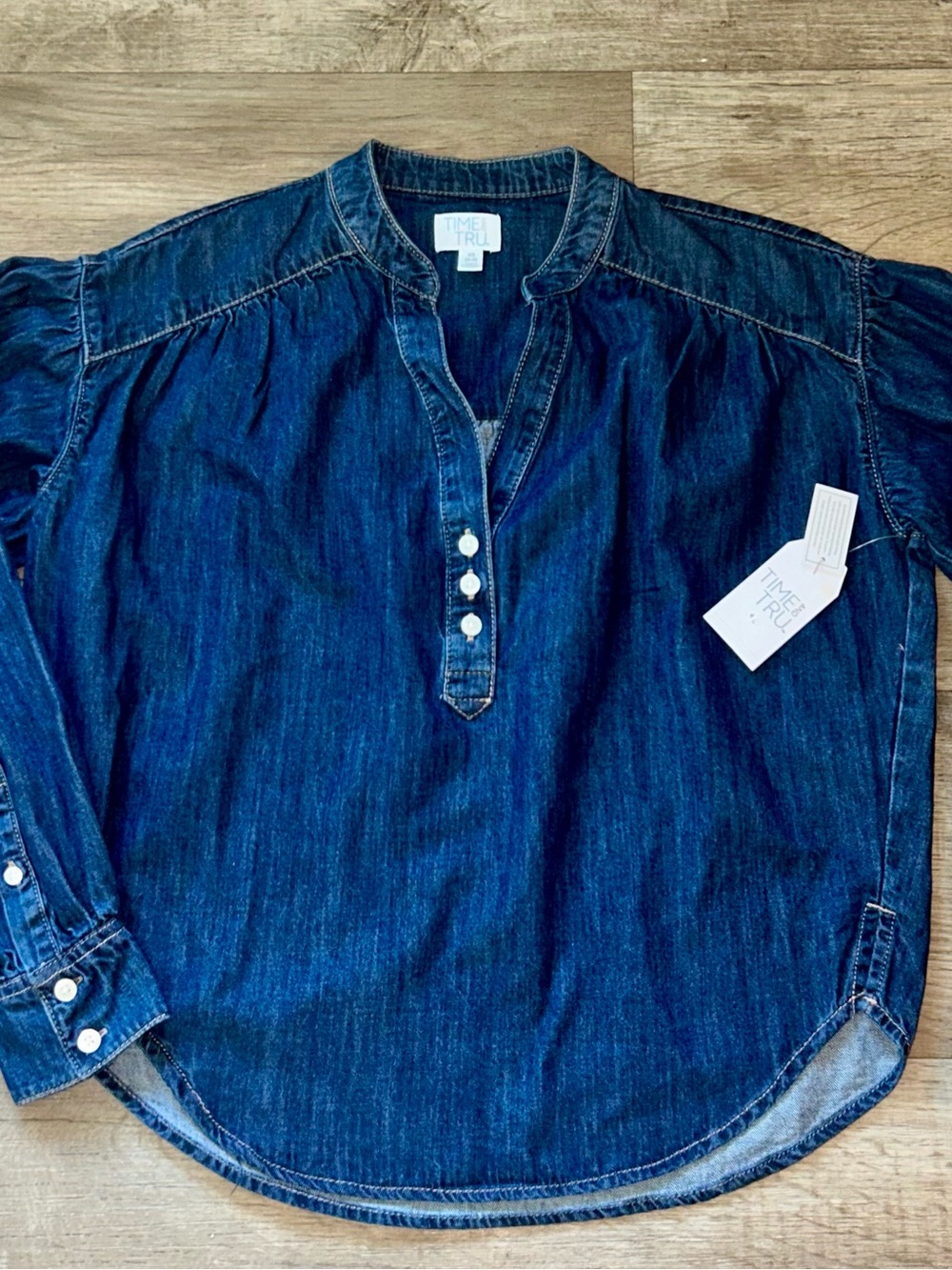 Woman’s Denim Top NWT